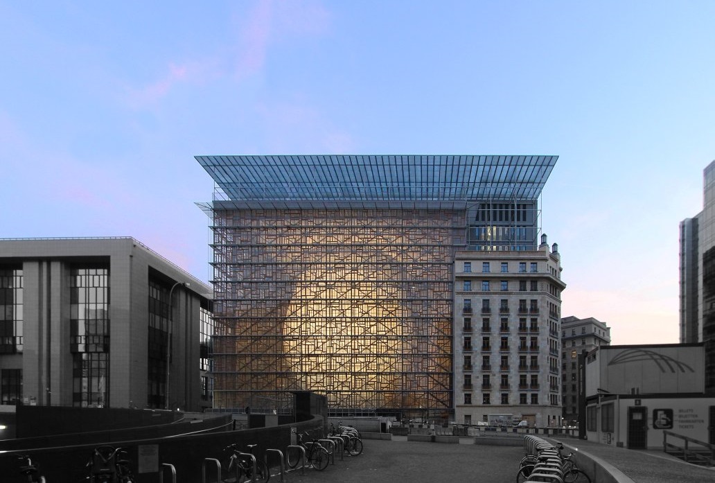 Das Europa-Gebäude in Brüssel, Sitz des Europäischen Rates und des Rates der Europäischen Union. Foto: Wikimedia Commons / Samynandpartners
